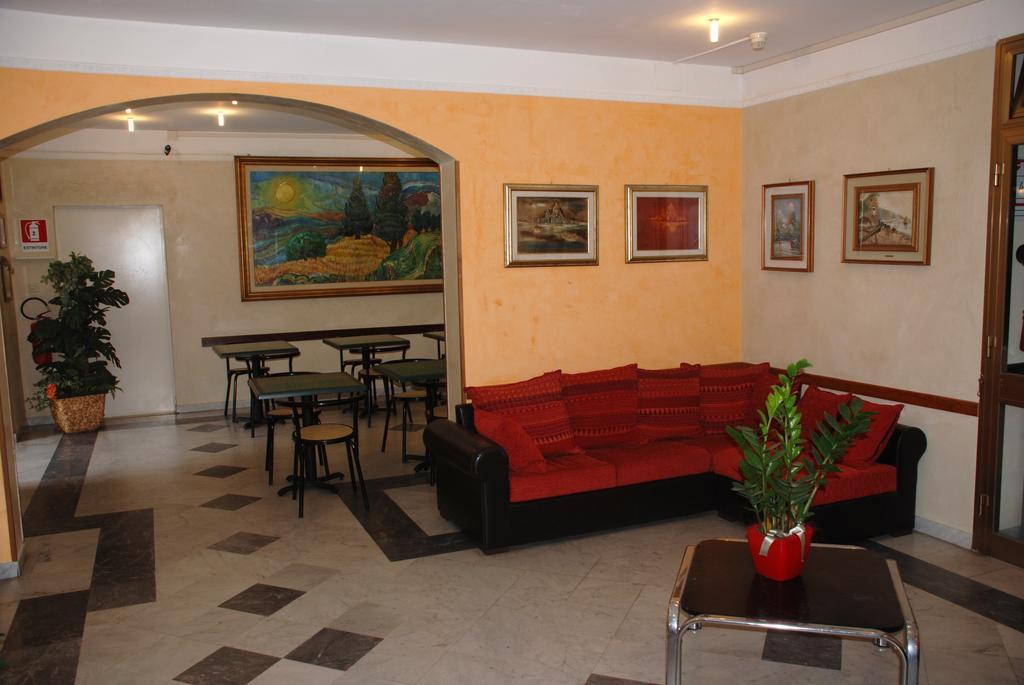 Hotel Annunziata Маса Екстериор снимка